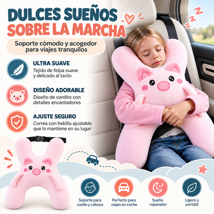 Niño durmiendo en el coche con la almohada SleepyRoad